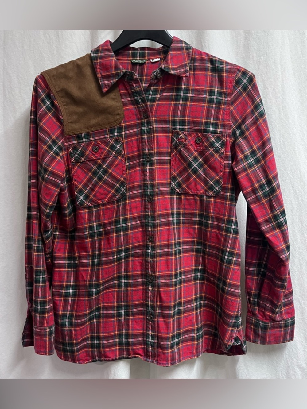 Eddie Bauer Sz L Button Up Shirt Red Plaid Flannel Faux Leather Shoulder Patch